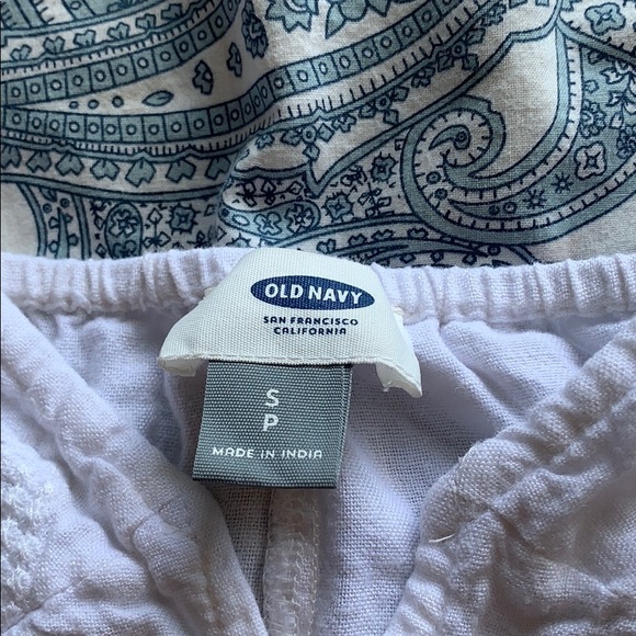 Small old navy romper - Picture 5 of 6